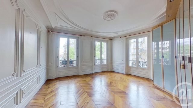 Appartement F6 à vendre - 6 pièces - 118.0 m2 - PARIS - 75009 - ILE-DE-FRANCE - Century 21 Cadet - Rochechouart