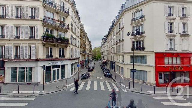 Appartement F3 à vendre - 3 pièces - 67.15 m2 - PARIS - 75009 - ILE-DE-FRANCE - Century 21 Cadet - Rochechouart