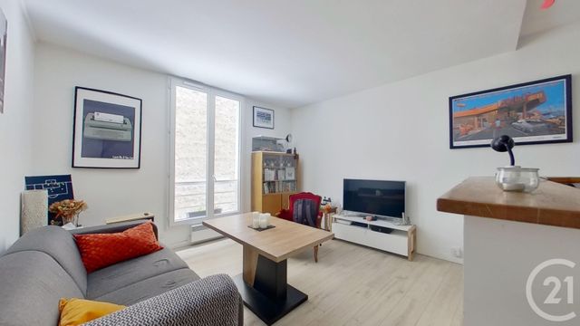 Appartement F2 à vendre - 2 pièces - 38.07 m2 - PARIS - 75009 - ILE-DE-FRANCE - Century 21 Cadet - Rochechouart