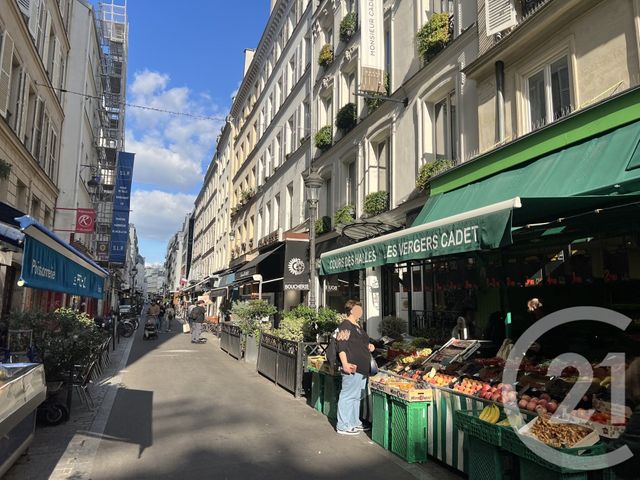 Appartement T2 à vendre - 2 pièces - 32.5 m2 - PARIS - 75009 - ILE-DE-FRANCE - Century 21 Cadet - Rochechouart