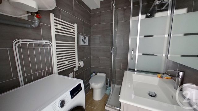 Appartement F1 à vendre - 1 pièce - 29.02 m2 - PARIS - 75009 - ILE-DE-FRANCE - Century 21 Cadet - Rochechouart