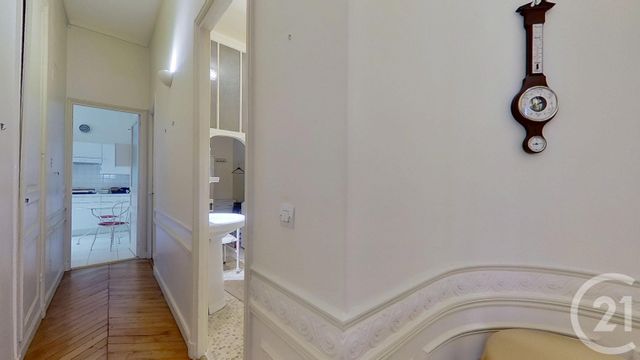 Appartement F3 à vendre - 4 pièces - 94.52 m2 - PARIS - 75009 - ILE-DE-FRANCE - Century 21 Cadet - Rochechouart