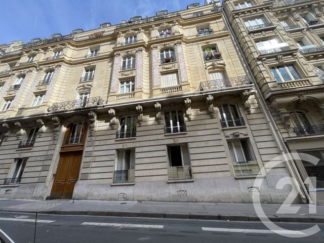 Appartement F3 à vendre - 4 pièces - 94.52 m2 - PARIS - 75009 - ILE-DE-FRANCE - Century 21 Cadet - Rochechouart