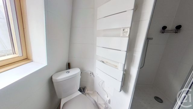 Afficher la photo en grand Appartement F1 à louer - 1 pièce - 30.0 m2 - PARIS - 75018 - ILE-DE-FRANCE - Century 21 Cadet - Rochechouart