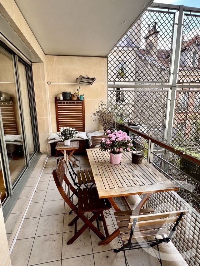 Appartement F5 à vendre - 5 pièces - 94.66 m2 - PARIS - 75009 - ILE-DE-FRANCE - Century 21 Cadet-Rochechouart