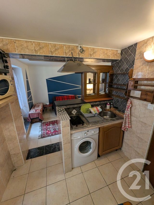 Appartement Studio à vendre - 1 pièce - 16.0 m2 - PARIS - 75018 - ILE-DE-FRANCE - Century 21 Cadet-Rochechouart