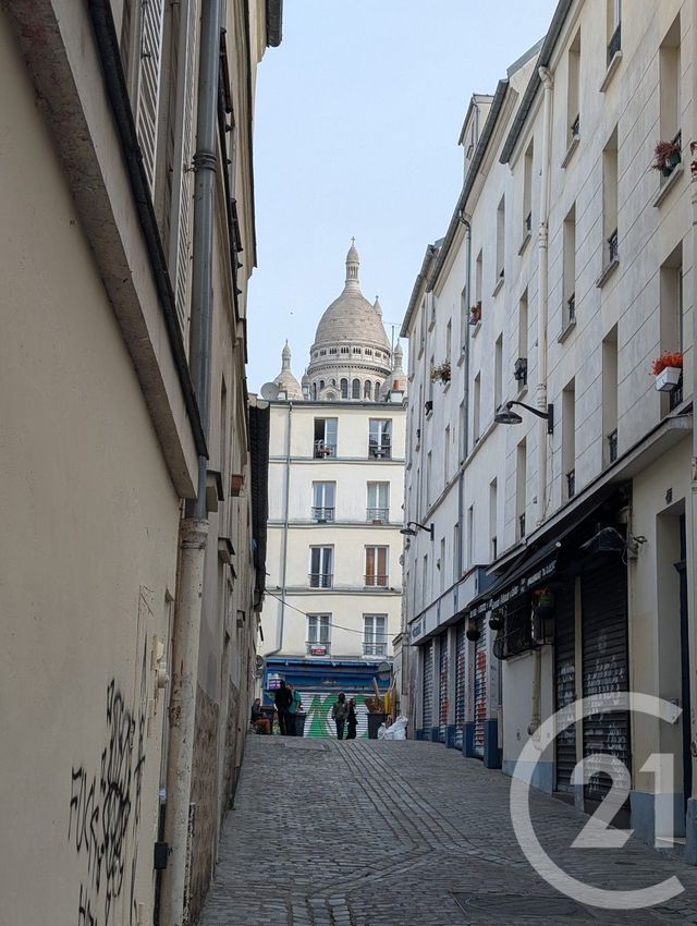 Appartement Studio à vendre - 1 pièce - 16.0 m2 - PARIS - 75018 - ILE-DE-FRANCE - Century 21 Cadet-Rochechouart