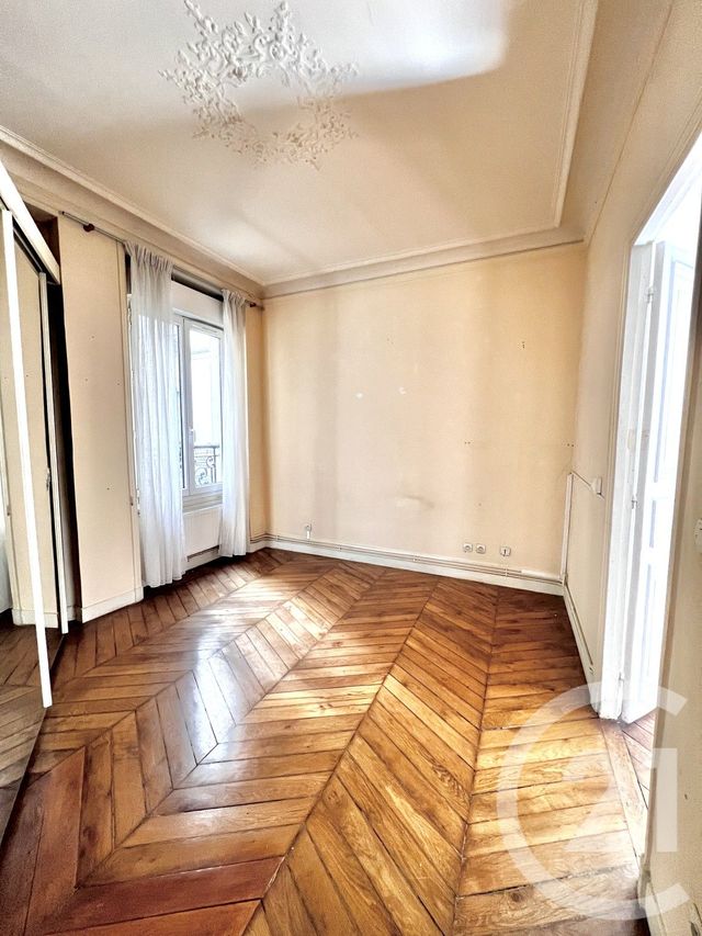 Appartement F2 à vendre - 2 pièces - 40.0 m2 - PARIS - 75009 - ILE-DE-FRANCE - Century 21 Cadet-Rochechouart