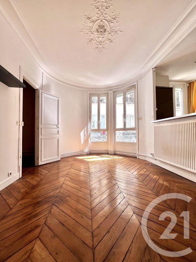 Appartement F2 à vendre - 2 pièces - 40.0 m2 - PARIS - 75009 - ILE-DE-FRANCE - Century 21 Cadet-Rochechouart