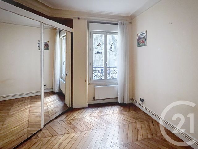 Appartement F2 à vendre - 2 pièces - 40.0 m2 - PARIS - 75009 - ILE-DE-FRANCE - Century 21 Cadet-Rochechouart