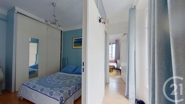 Appartement à vendre - 3 pièces - 50.48 m2 - PARIS - 75018 - ILE-DE-FRANCE - Century 21 Cadet-Rochechouart