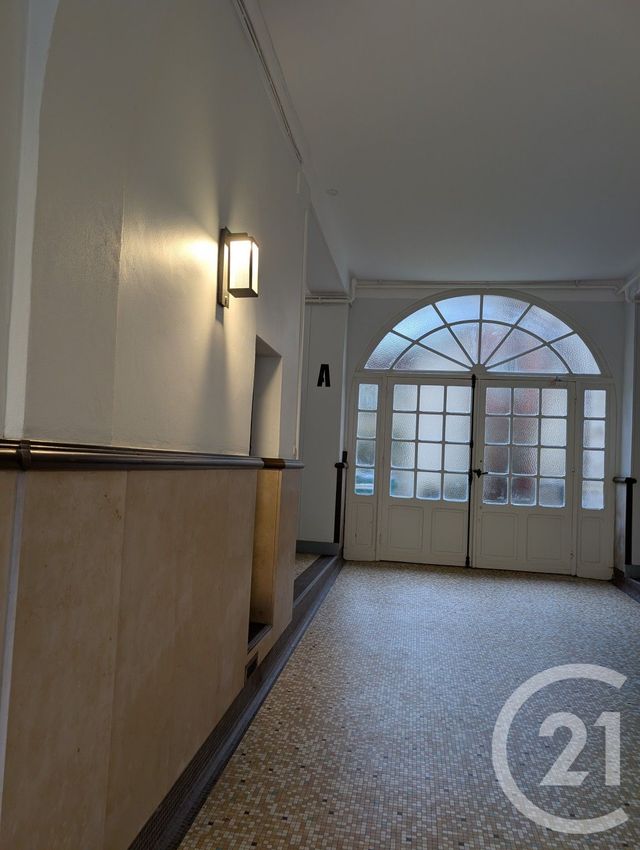 divers à vendre - 8.63 m2 - PARIS - 75009 - ILE-DE-FRANCE - Century 21 Cadet-Rochechouart