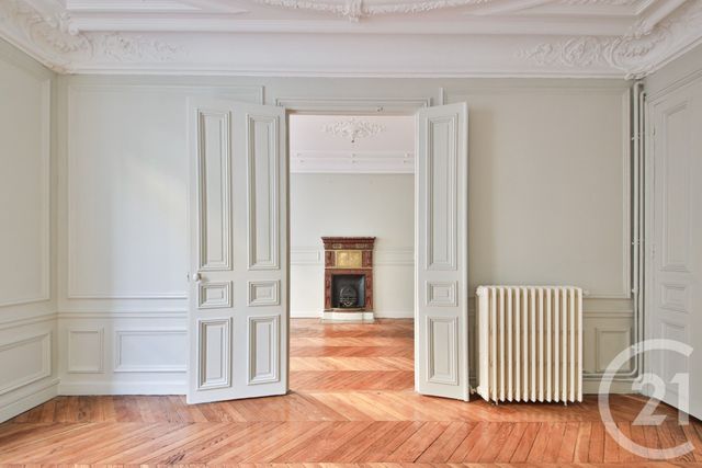 Appartement F4 à vendre - 4 pièces - 106.29 m2 - PARIS - 75009 - ILE-DE-FRANCE - Century 21 Cadet-Rochechouart