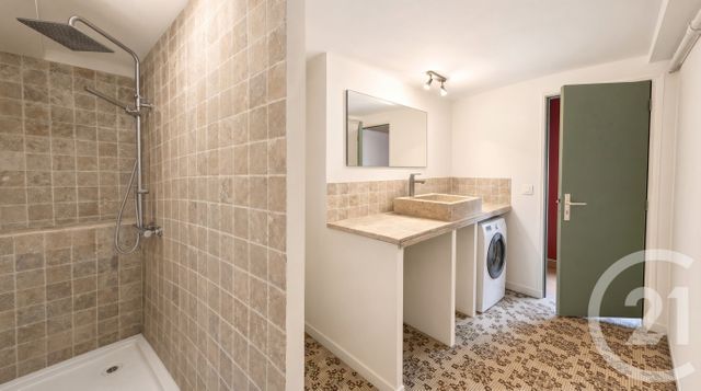 Appartement Studette à vendre - 4 pièces - 55.17 m2 - PARIS - 75009 - ILE-DE-FRANCE - Century 21 Cadet-Rochechouart