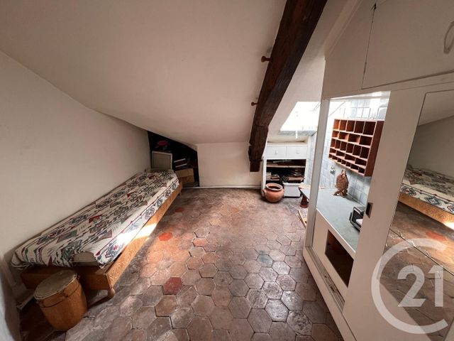 Appartement F2 à vendre - 2 pièces - 12.73 m2 - PARIS - 75009 - ILE-DE-FRANCE - Century 21 Cadet-Rochechouart