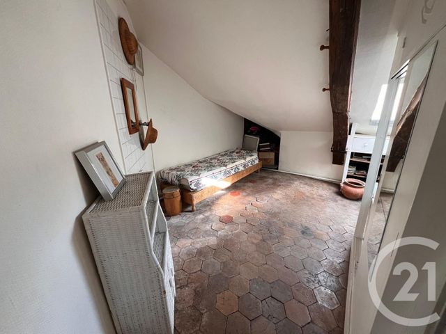 Appartement F2 à vendre - 2 pièces - 12.73 m2 - PARIS - 75009 - ILE-DE-FRANCE - Century 21 Cadet-Rochechouart