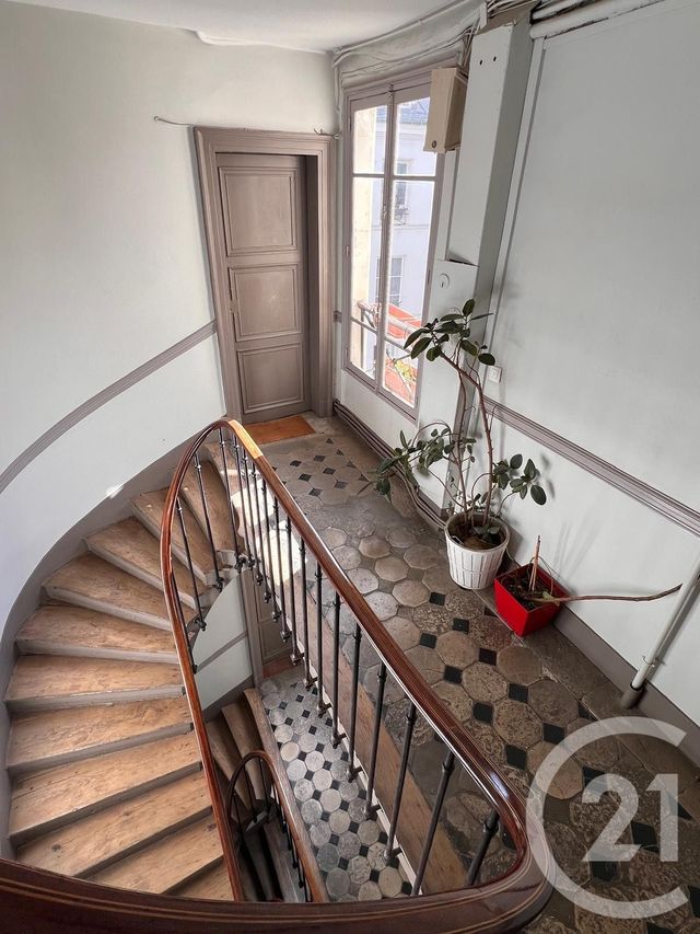 Appartement F2 à vendre - 2 pièces - 12.73 m2 - PARIS - 75009 - ILE-DE-FRANCE - Century 21 Cadet-Rochechouart