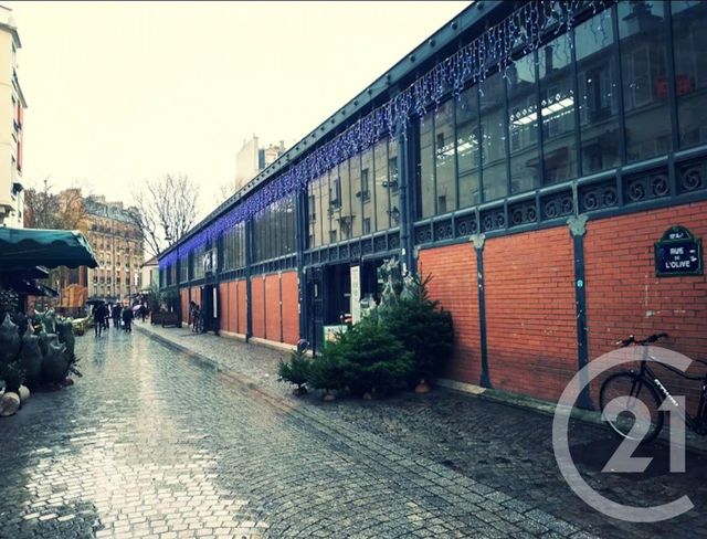 Appartement Studio à vendre - 1 pièce - 25.57 m2 - PARIS - 75018 - ILE-DE-FRANCE - Century 21 Cadet-Rochechouart