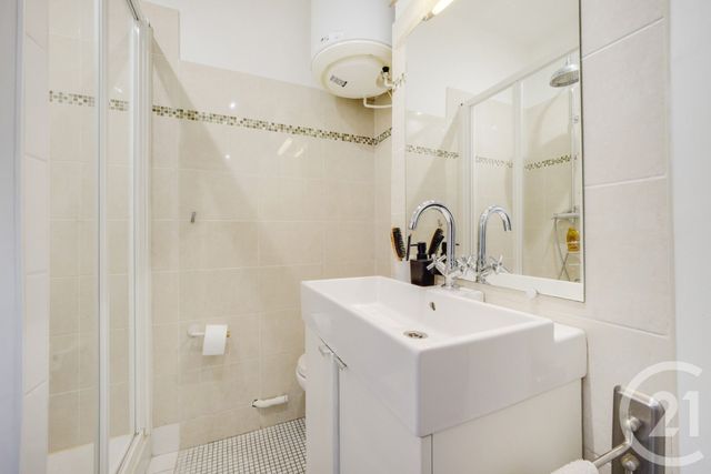 Appartement F6 à vendre - 6 pièces - 142.02 m2 - PARIS - 75009 - ILE-DE-FRANCE - Century 21 Cadet-Rochechouart