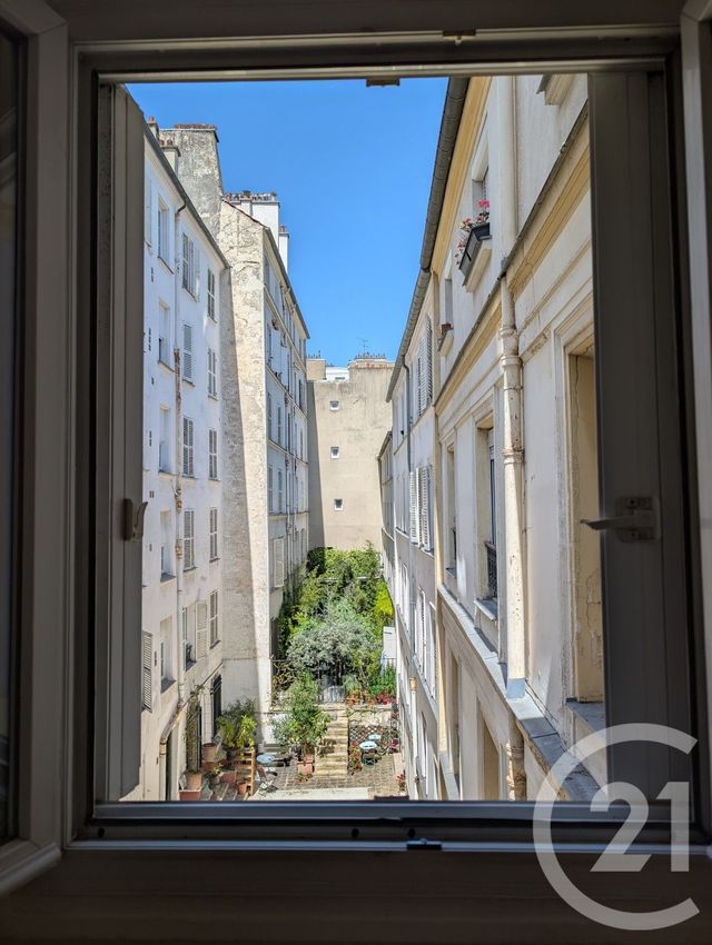 Appartement à vendre - 2 pièces - 35.0 m2 - PARIS - 75009 - ILE-DE-FRANCE - Century 21 Cadet-Rochechouart
