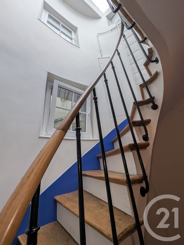 Appartement à vendre - 2 pièces - 35.0 m2 - PARIS - 75009 - ILE-DE-FRANCE - Century 21 Cadet-Rochechouart