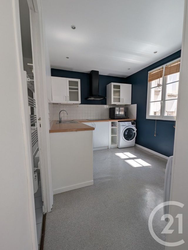 Appartement à vendre - 2 pièces - 35.0 m2 - PARIS - 75009 - ILE-DE-FRANCE - Century 21 Cadet-Rochechouart