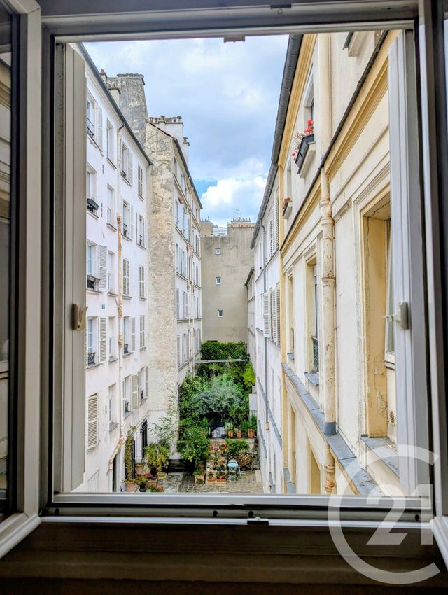 Appartement à vendre - 2 pièces - 35.0 m2 - PARIS - 75009 - ILE-DE-FRANCE - Century 21 Cadet-Rochechouart