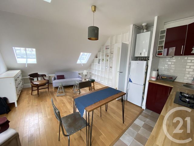 Appartement F2 à vendre - 2 pièces - 27.96 m2 - PARIS - 75002 - ILE-DE-FRANCE - Century 21 Cadet-Rochechouart