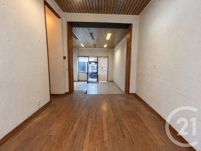 Appartement Atelier d'artiste à vendre - 3 pièces - 56.92 m2 - PARIS - 75009 - ILE-DE-FRANCE - Century 21 Cadet-Rochechouart