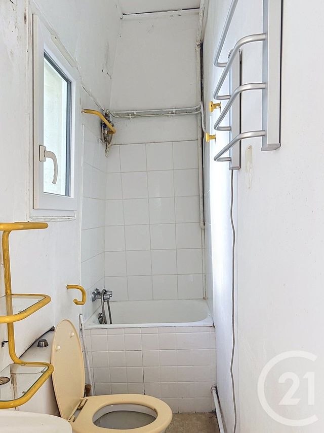 Appartement F2 à vendre - 2 pièces - 29.37 m2 - PARIS - 75008 - ILE-DE-FRANCE - Century 21 Cadet-Rochechouart