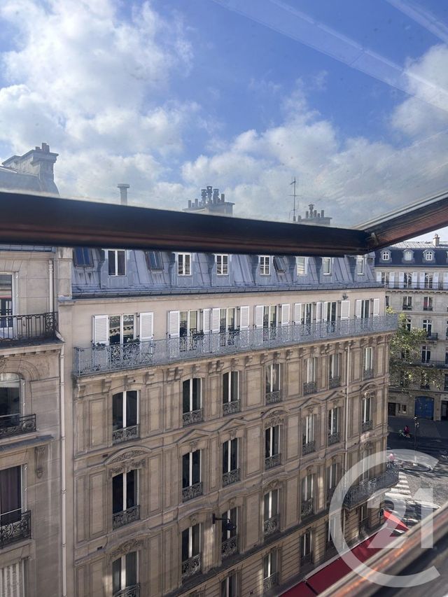 Appartement F2 à vendre - 2 pièces - 29.37 m2 - PARIS - 75008 - ILE-DE-FRANCE - Century 21 Cadet-Rochechouart