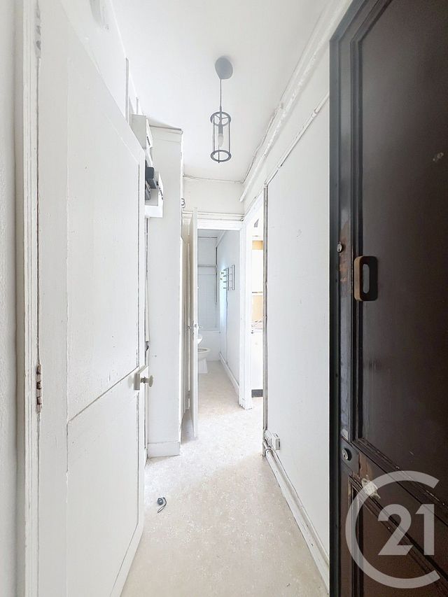 Appartement F2 à vendre - 2 pièces - 29.37 m2 - PARIS - 75008 - ILE-DE-FRANCE - Century 21 Cadet-Rochechouart